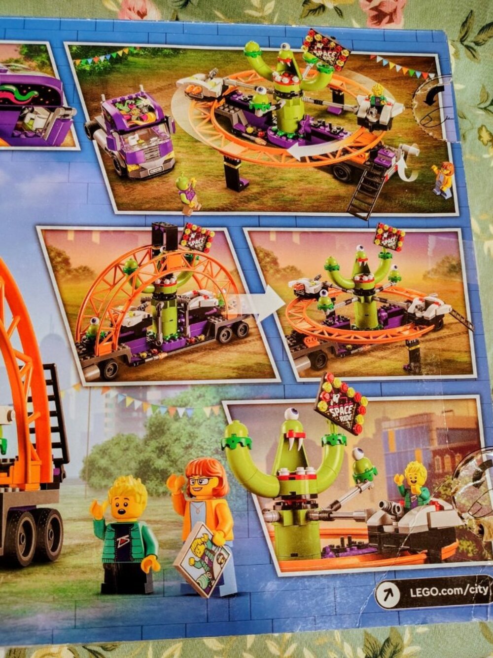 Lego Space Ride Amusement Truck 60313 Town Minifigure Building Set, Retired Set - Picture 11 of 15